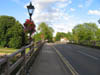bridegeoverthamesstreatley.jpg