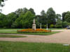 distantviewflowerfountain.jpg